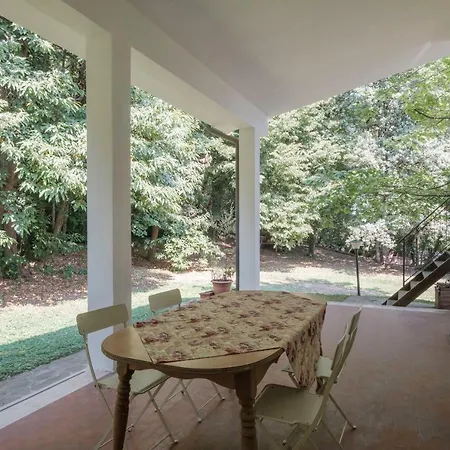Holiday House San Quirico Castello