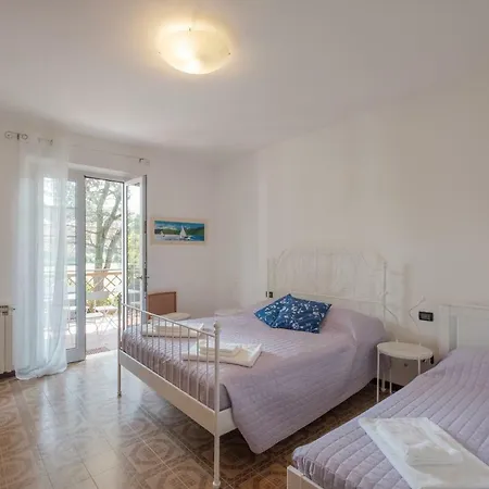 Holiday House San Quirico Holiday home *